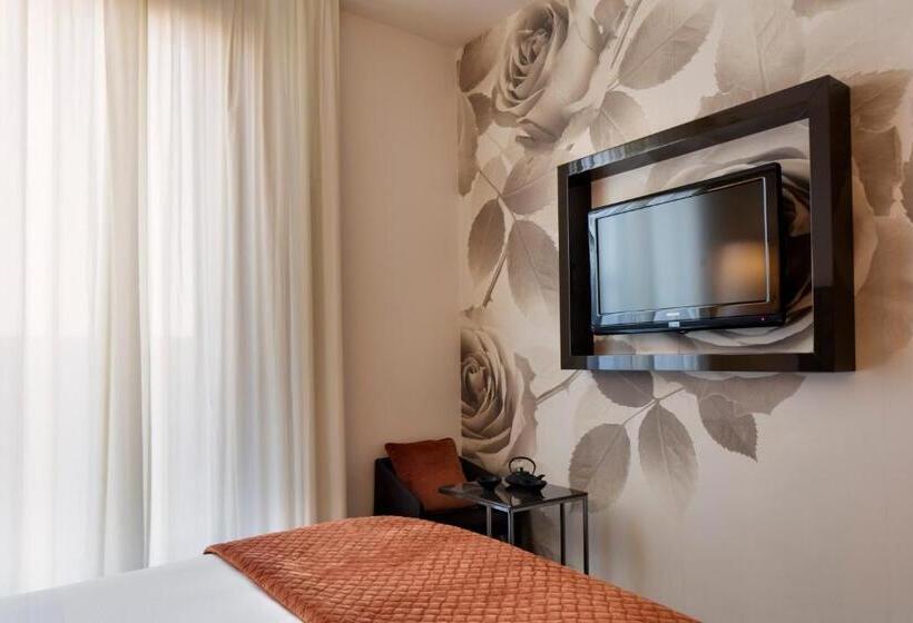 اتاق سوپریور, Starhotels Echo