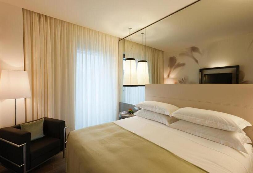 اتاق لوکس, Starhotels Echo