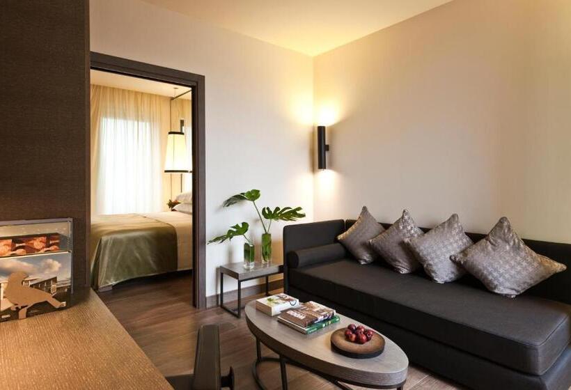 سوییت, Starhotels Echo
