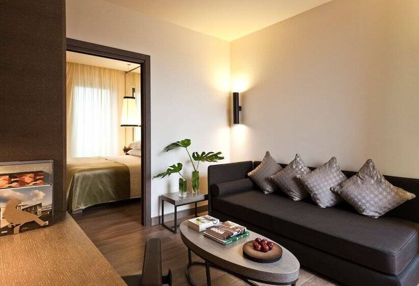 سوییت, Starhotels Echo