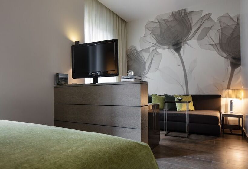 اتاق استاندارد سه نفره, Starhotels Echo