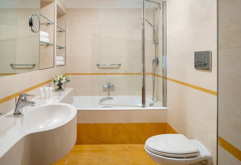 سوییت, Unahotels Galles Milano