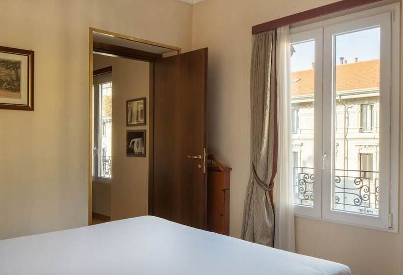 سوییت, Unahotels Galles Milano