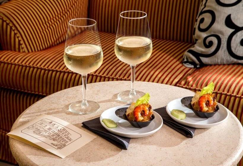 اتاق استاندارد سه نفره, Villa Glori