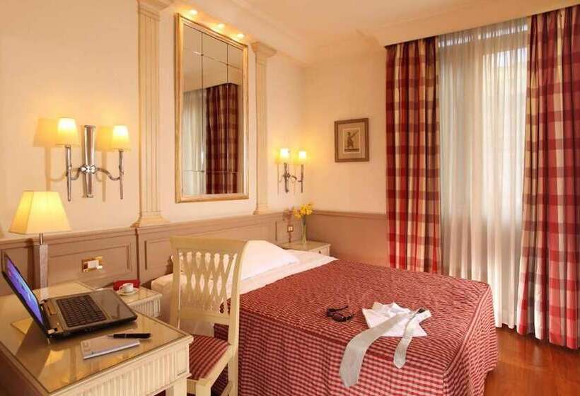 اتاق عادی, Villa Glori