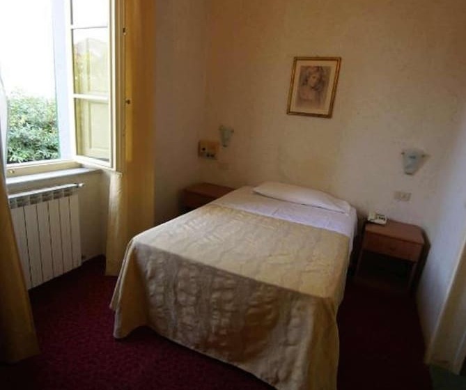 اتاق استاندارد یک نفره, Villa Kinzica
