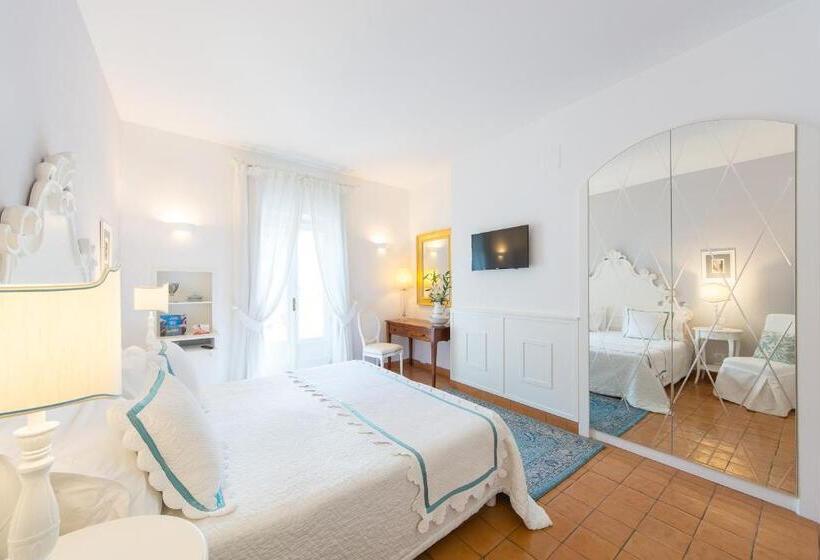 带阳台的高级房间, Villa Romana Hotel & Spa