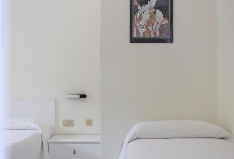 经济型三人房间, Residence Hotel Villa Mare