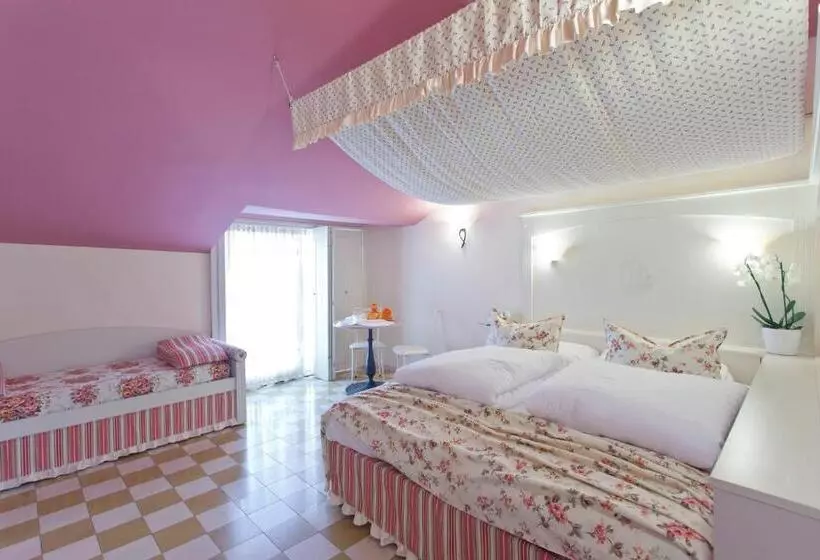Classic-huone, Bellavista Lakefront Hotel & Apartments