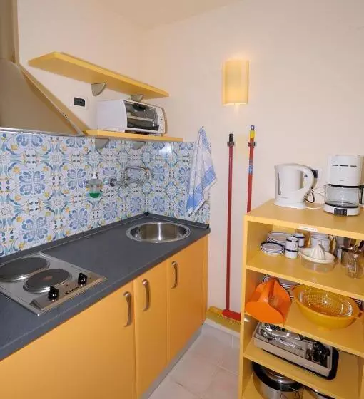 Superior studio with balcony, Bellavista Lakefront Hotel & Apartments