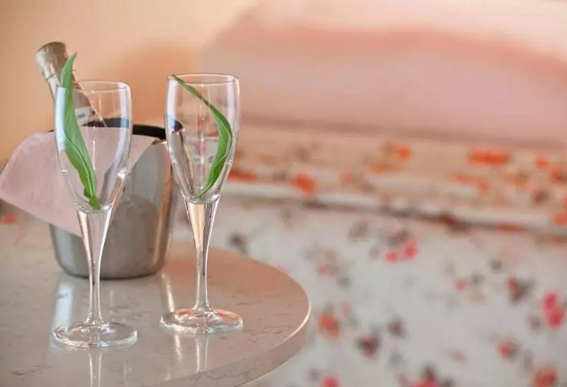 Economy-huone, Bellavista Lakefront Hotel & Apartments