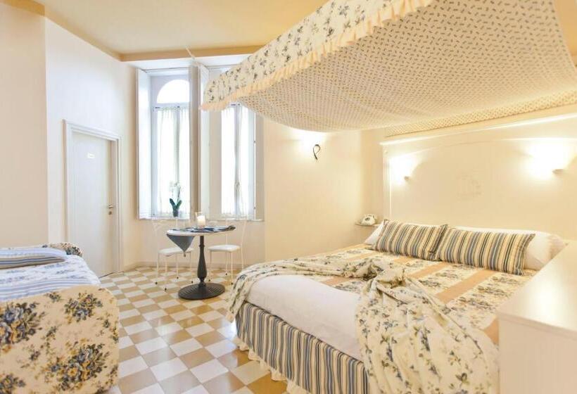 Классический Номер, Bellavista Lakefront Hotel & Apartments