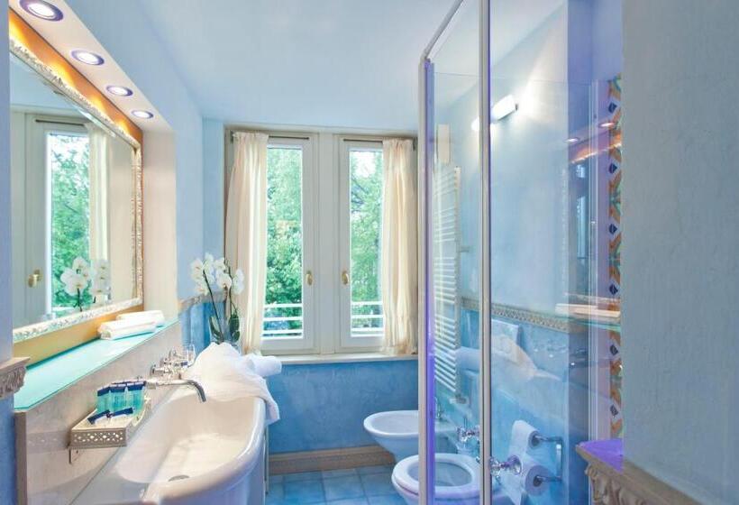 Классический Номер, Bellavista Lakefront Hotel & Apartments