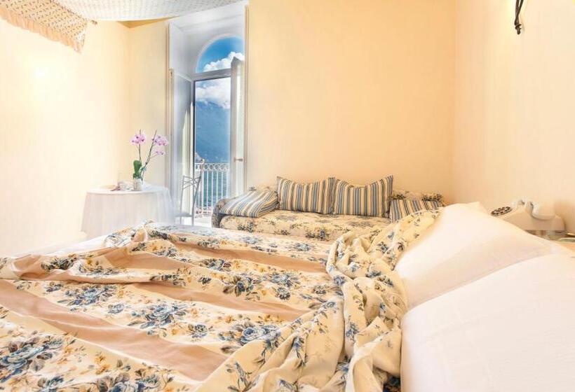 Номер Superior с Балконом, Bellavista Lakefront Hotel & Apartments