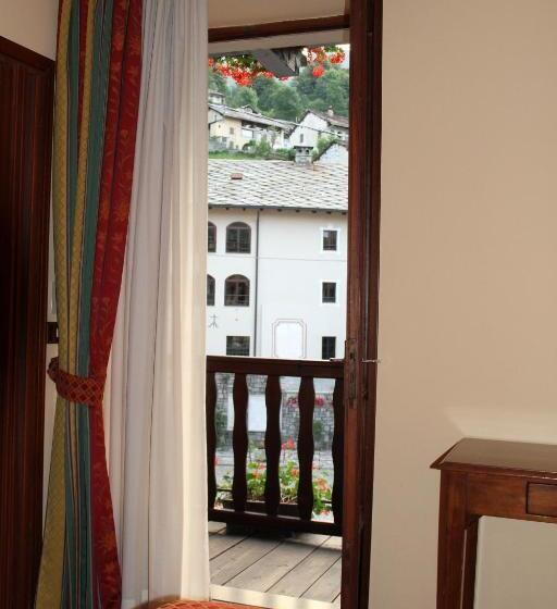 バルコニー付スイート, Albergo Miniere