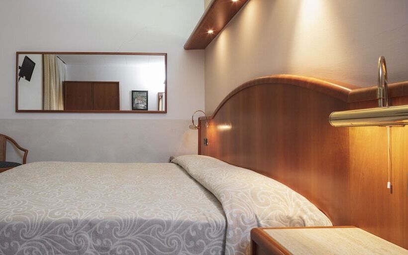 اتاق کلاسیک, Alfa Fiera