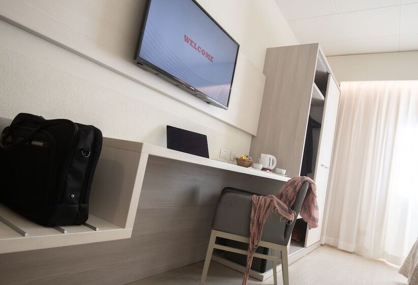 اتاق راحتی, Alfa Fiera