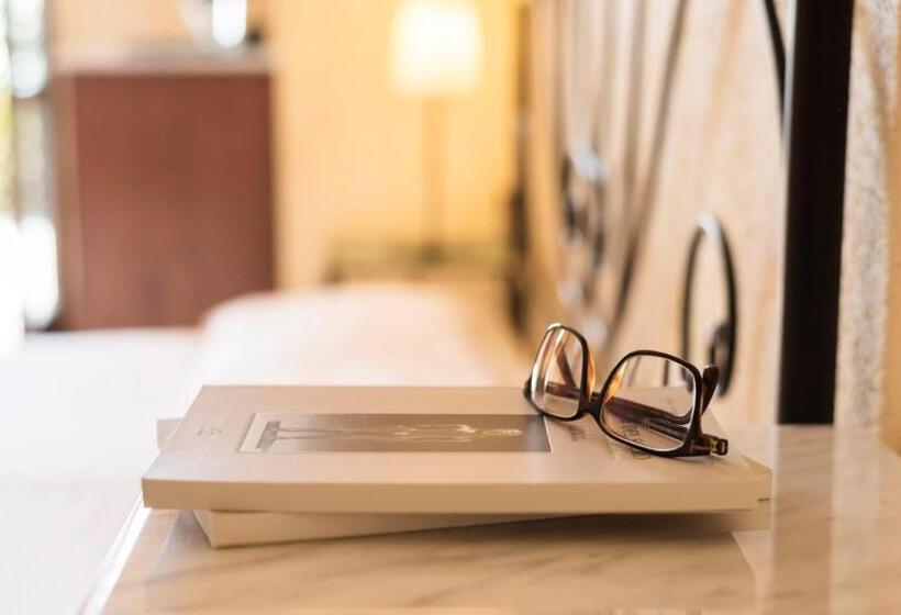 חדר סטנדרט פנימי, Antico Casale Di Scansano Resort