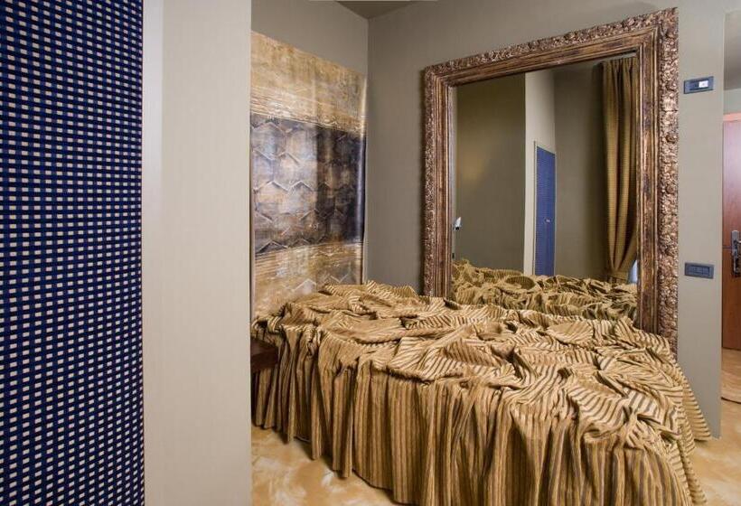 اتاق لوکس یک تخته, Art Hotel Boston