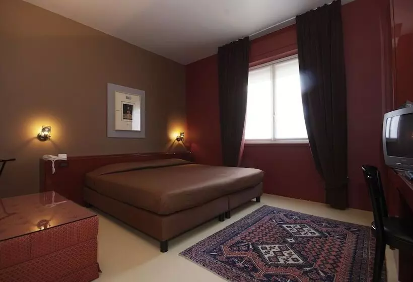 اتاق استاندارد, Art Hotel Boston