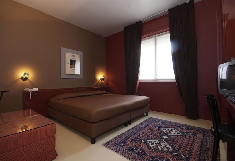 غرفة قياسية فردية, Art Hotel Boston
