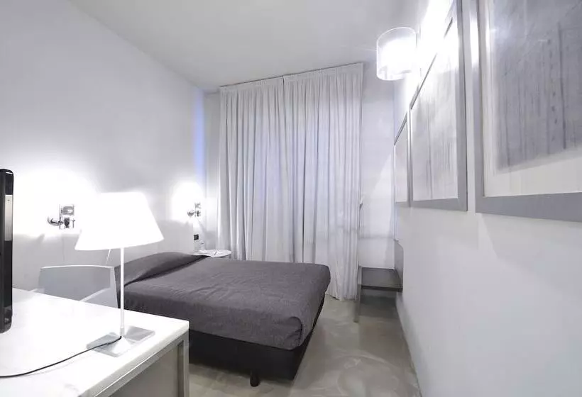 اتاق استاندارد یک نفره, Art Hotel Boston