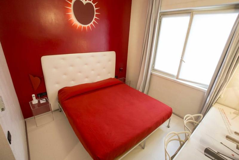 اتاق استاندارد, Art Hotel Boston