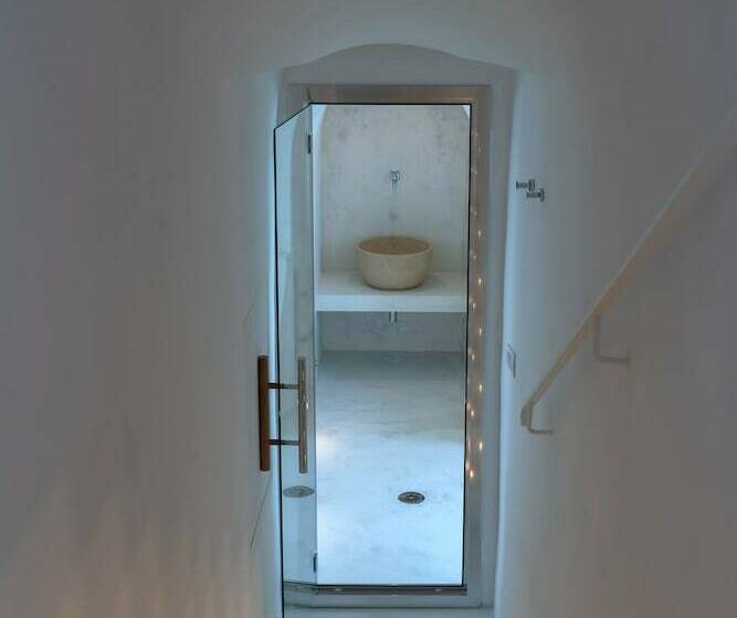 סוויטה נוף לים, Bellevue Syrene