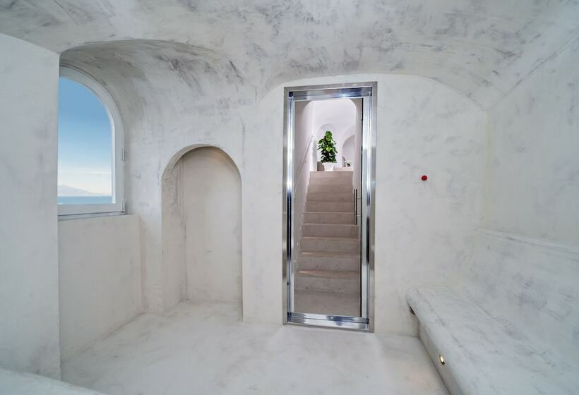 סוויטה נוף לים, Bellevue Syrene