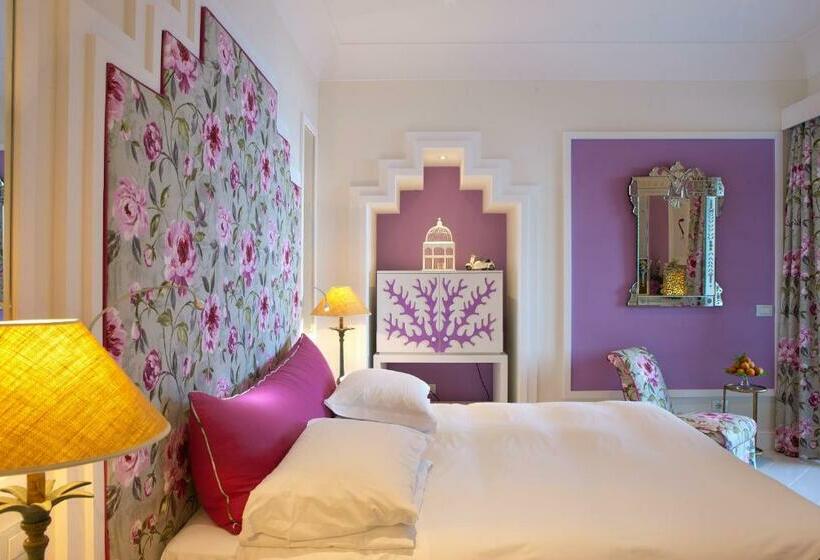 חדר סופריור עם נוף לים ומרפסת, Bellevue Syrene