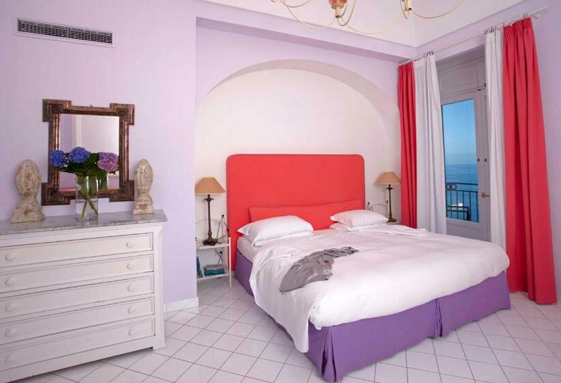 חדר סופריור עם נוף לים ומרפסת, Bellevue Syrene