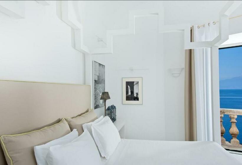 סוויטה נוף לים, Bellevue Syrene