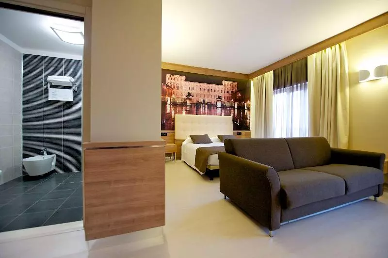 اتاق لوکس, Best Western Hotel Luxor