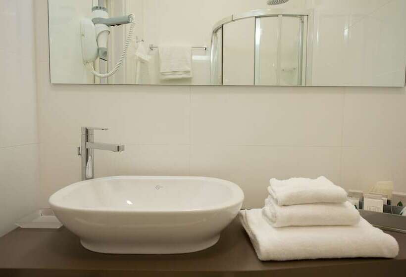 スタンダードルーム, Best Western Hotel Luxor