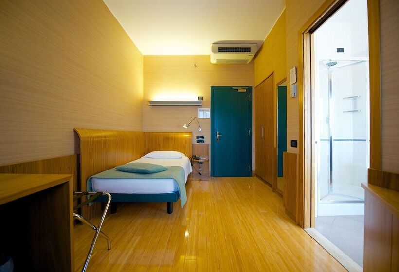 スタンダードルーム, Best Western Hotel Luxor