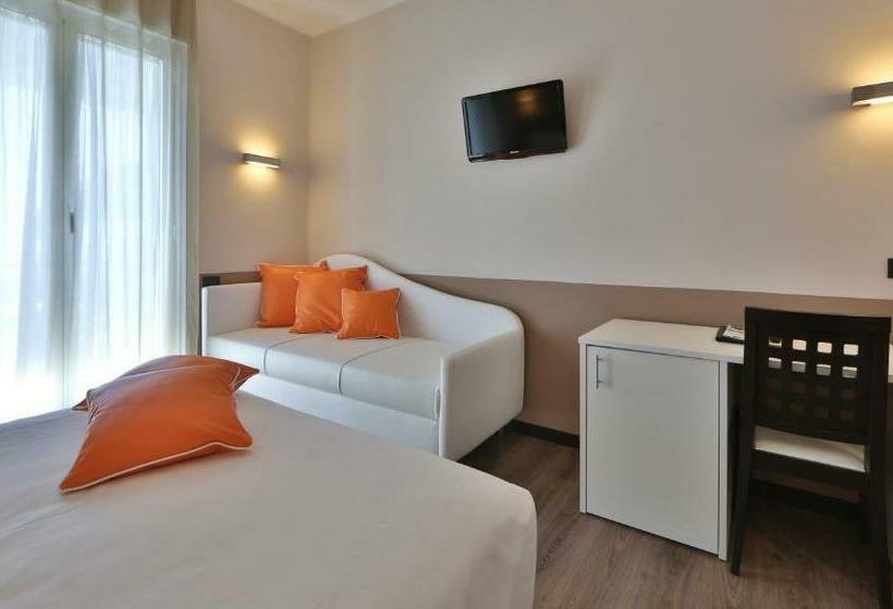 Triple Room Sea View, Best Western Regina Elena
