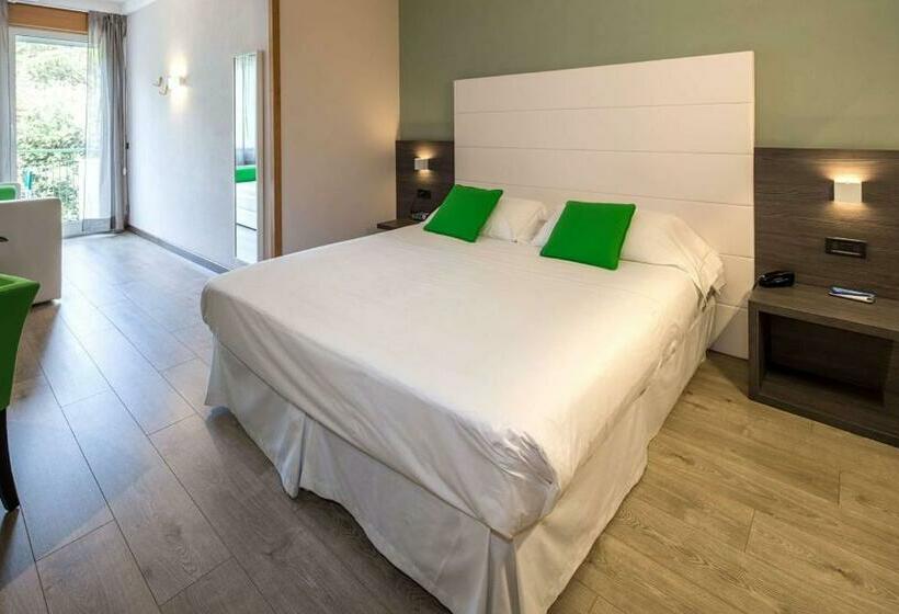 带阳台可观花园景的标准间, Best Western Regina Elena