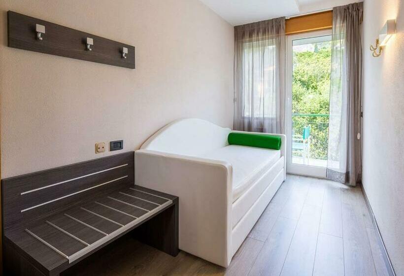 带阳台可观花园景的标准间, Best Western Regina Elena