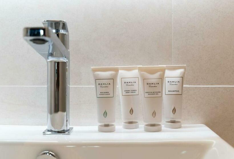 침실 2개 스위트, Best Western Regina Elena