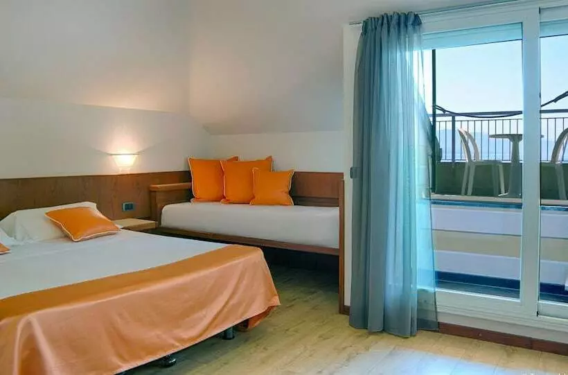 海の見えるダブルベッドスタンダードルーム, Best Western Regina Elena