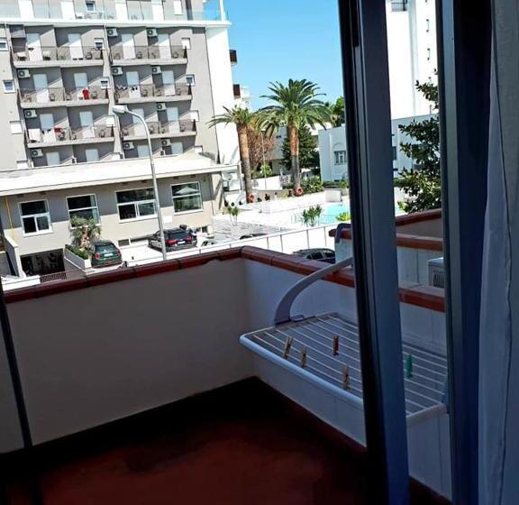 غرفة عائلية, Blumen