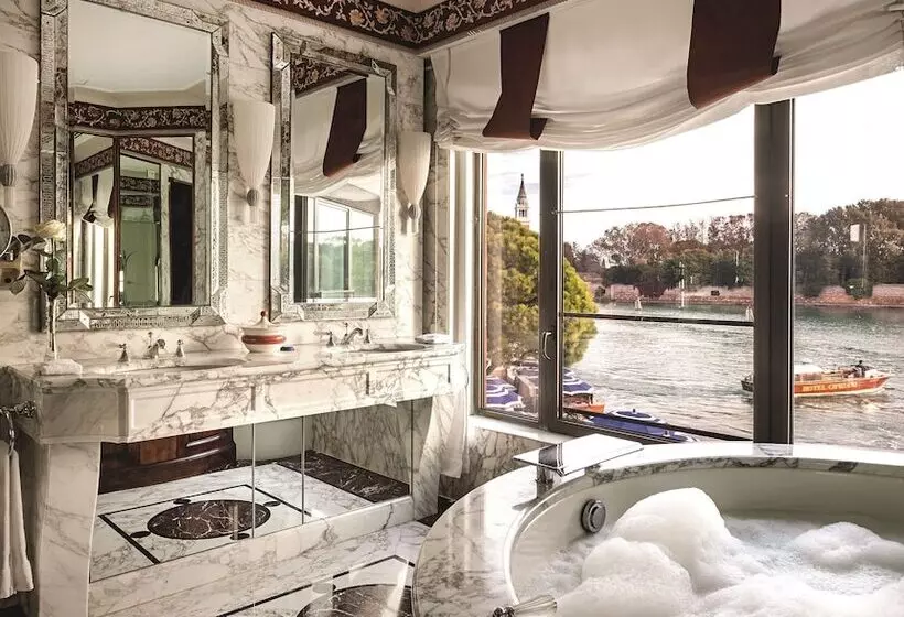 سوییت, Hotel Cipriani, A Belmond Hotel, Venice