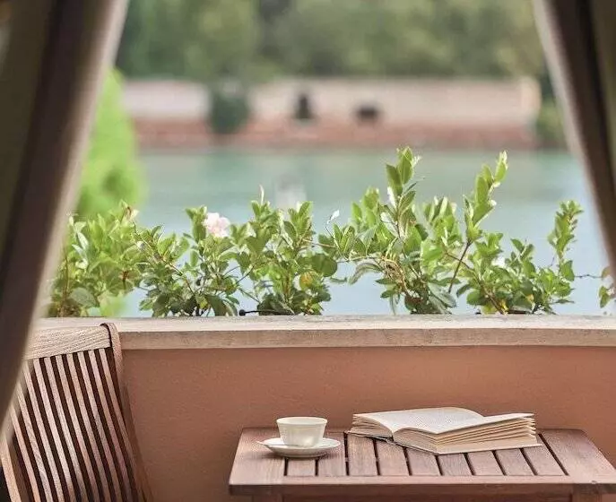 اتاق پریمیوم با چشم‌انداز دریاچه, Hotel Cipriani, A Belmond Hotel, Venice