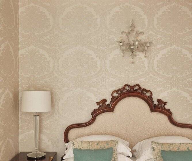 سوئیت جونیور با چشم‌انداز باغ, Hotel Cipriani, A Belmond Hotel, Venice