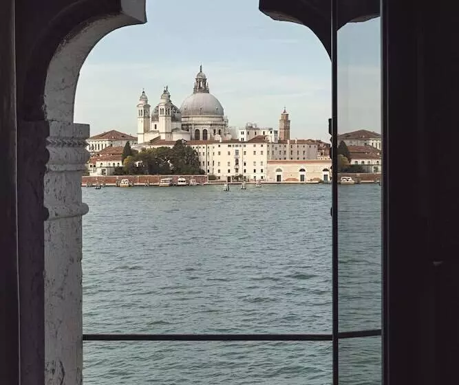 سوئیت با چشم‌انداز, Hotel Cipriani, A Belmond Hotel, Venice
