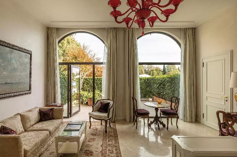 سوییت جونیور, Hotel Cipriani, A Belmond Hotel, Venice