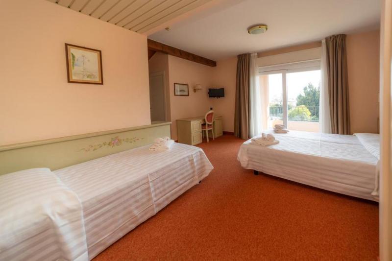 스탠다드 트리플 룸, Della Torre