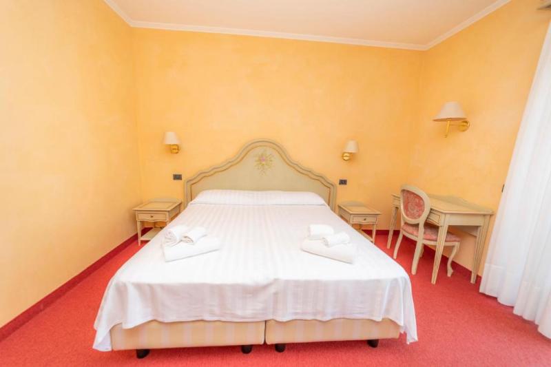 스탠다드 룸 호수 전망, Della Torre