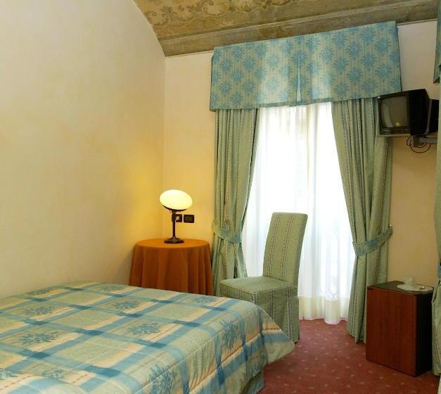 غرفة قياسية, Due Mondi