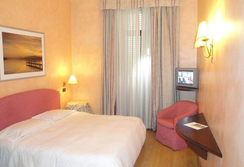 غرفة قياسية, Due Mondi